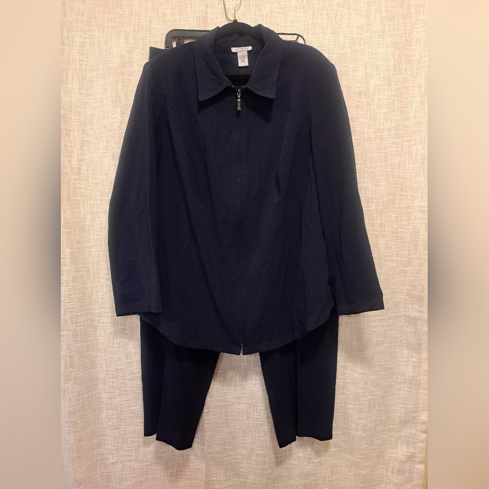 Avenue size 18/20 women's Blue 2 Piece Pant Suit Zip Up